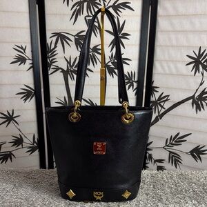 MCM Vintage black leather bucket/tote bag